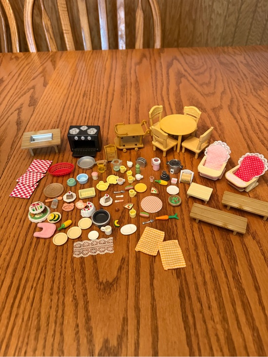 calico critters Other - Calico Critters Sylvanian Families Food Kitchen Dishes Utensils Accessories Lot